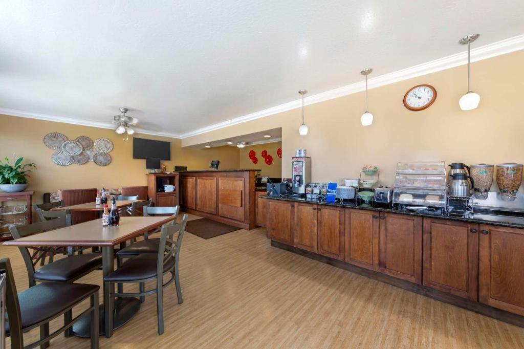 Best Western Hanford Inn Ngoại thất bức ảnh